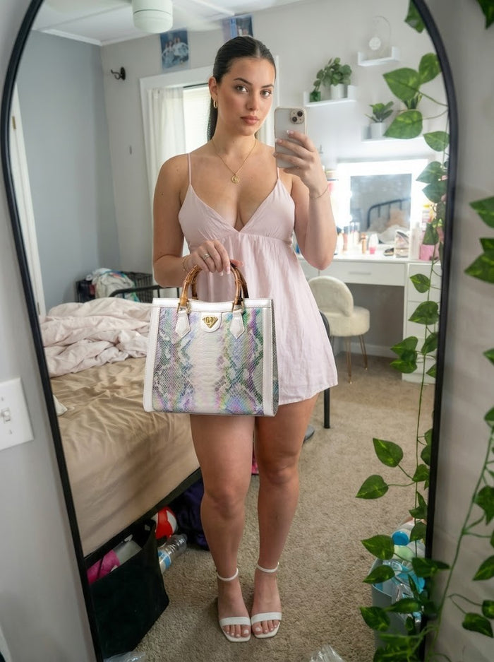 Paula D.