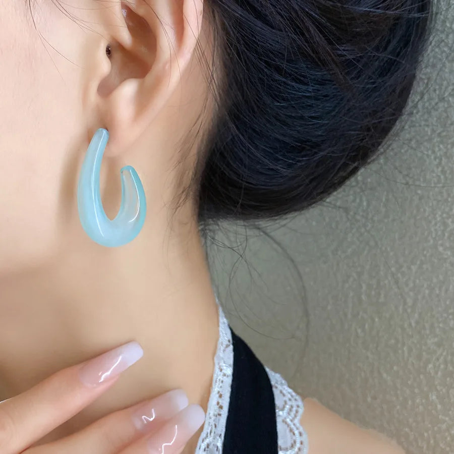 Drop stud earrings in acrylic for women