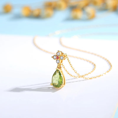 Natural peridot pendant necklace in 18k gold for women – ARIANA