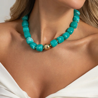 Boho acrylic choker necklace for women – ARIANA