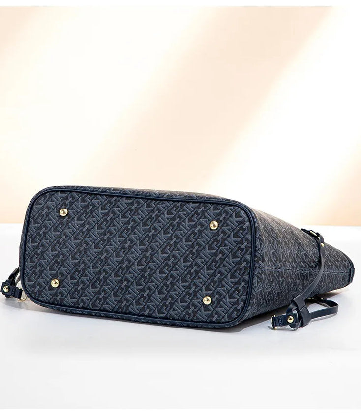 Tote bag and pouch with monogram print for women