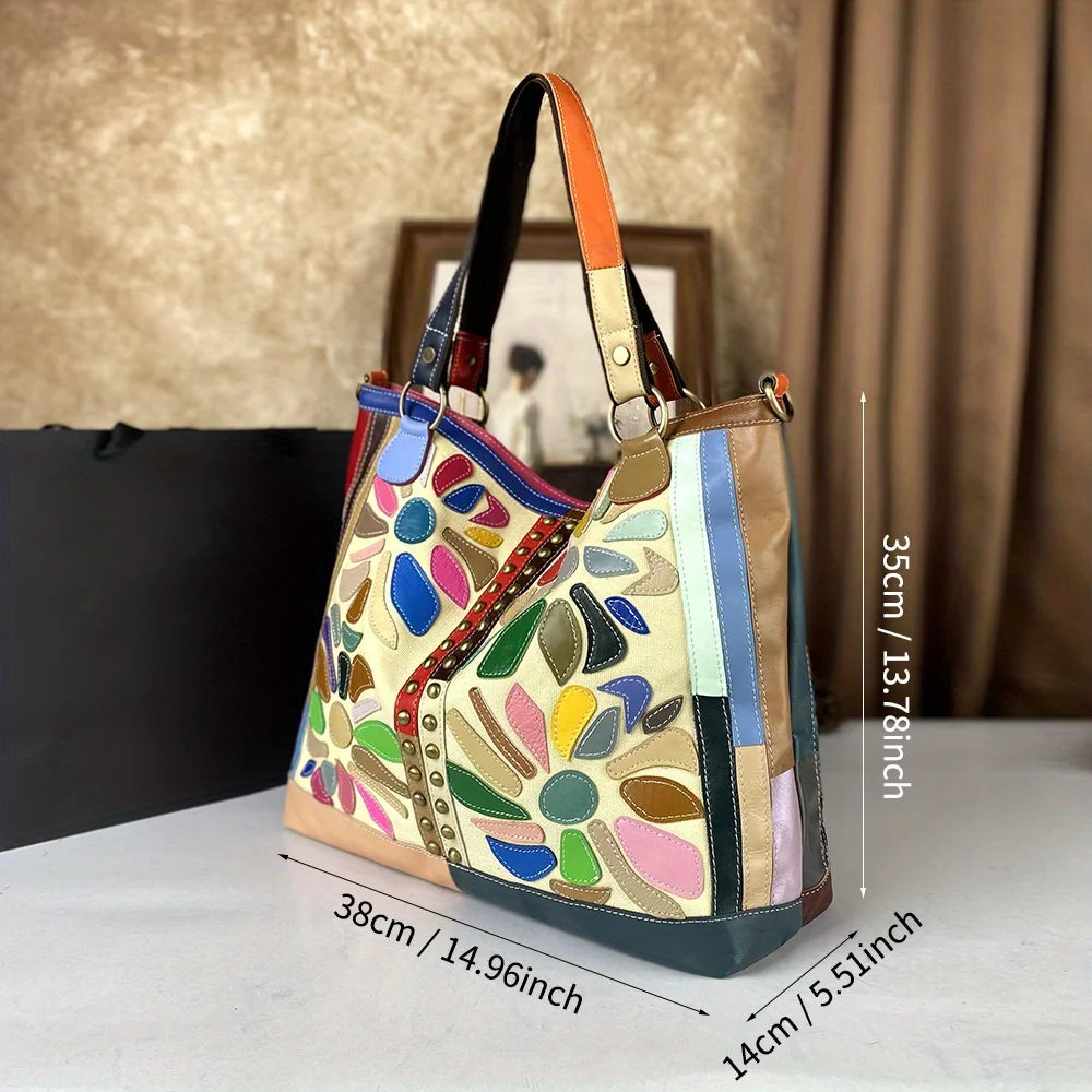 Shoulder tote in cowhide leather for women