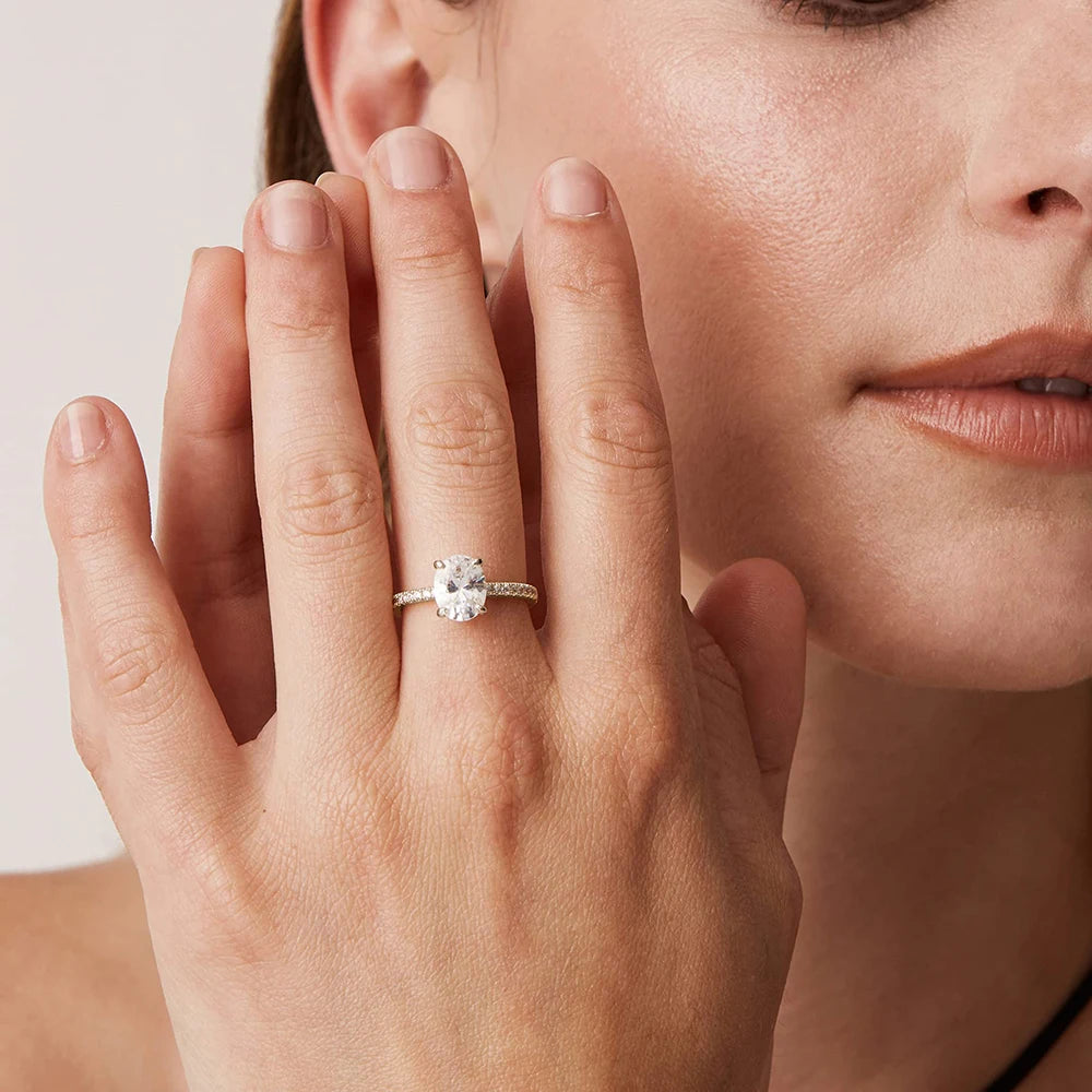 Oval moissanite halo ring in 925 silver for women – ARIANA