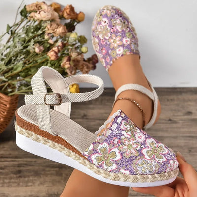 Mule sandals with wedge heel and buckle for women