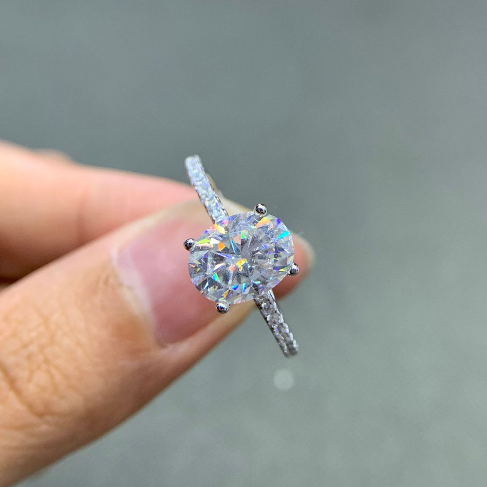 Oval moissanite halo ring in 925 silver for women – ARIANA