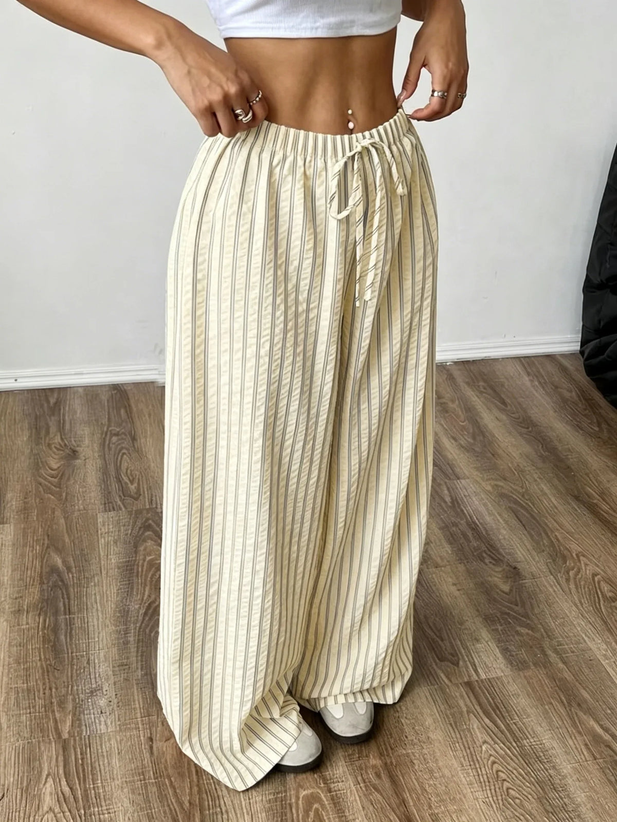 Wide-leg pants with stripes and drawstring waist for women