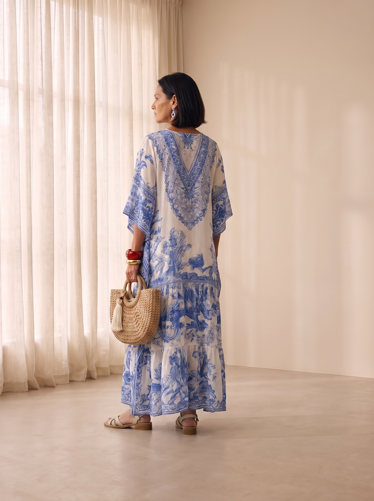 Maxi dress with floral print and batwing sleeves for women