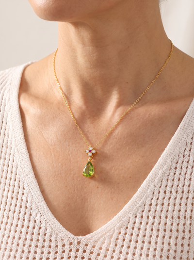 Natural peridot pendant necklace in 18k gold for women – ARIANA
