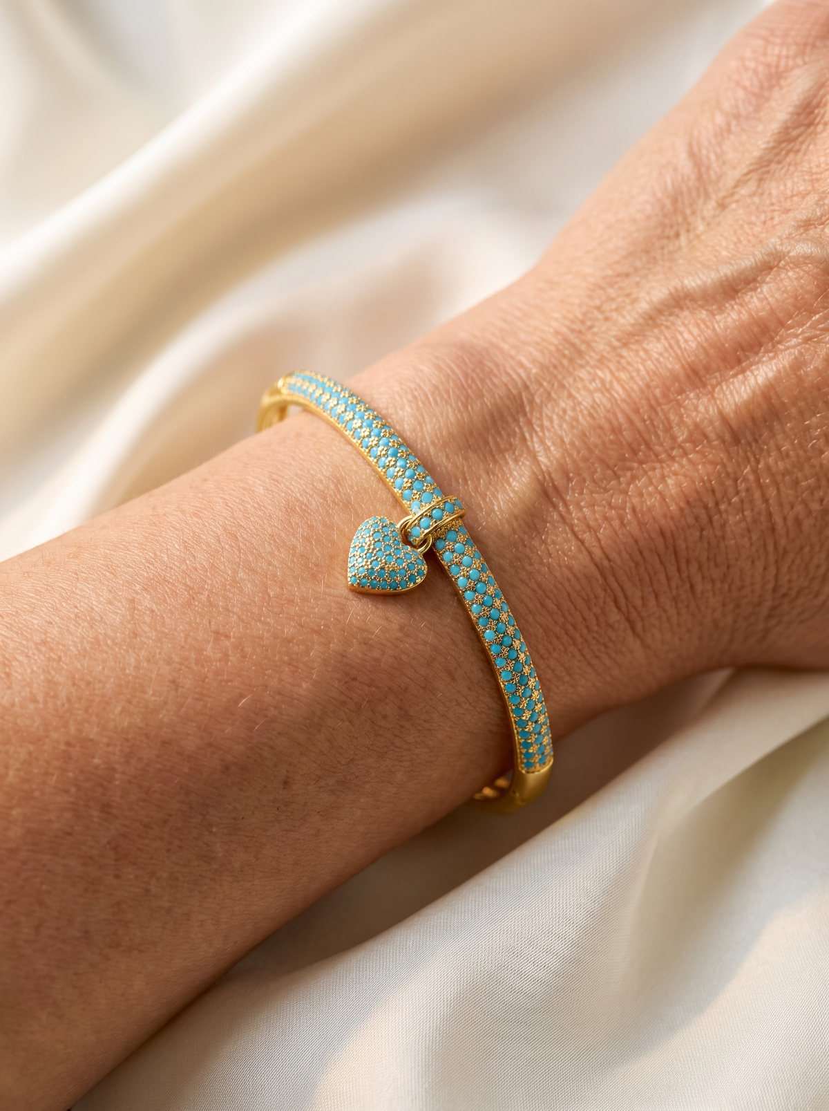 Blue crystal heart bangle, gold tone, for women – ARIANA